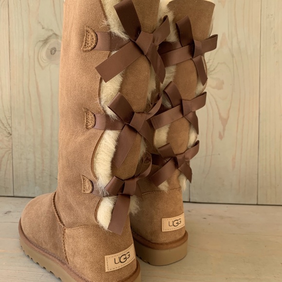 UGG BAILEY BOW TALL 2 CHESTNUT BOOTS WOMENS US 7 NIB - Picture 8 of 10